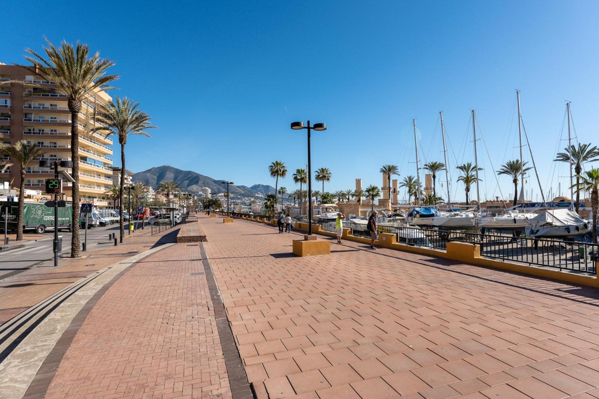 Malagasuite Fuengirola Beach & Sun מראה חיצוני תמונה